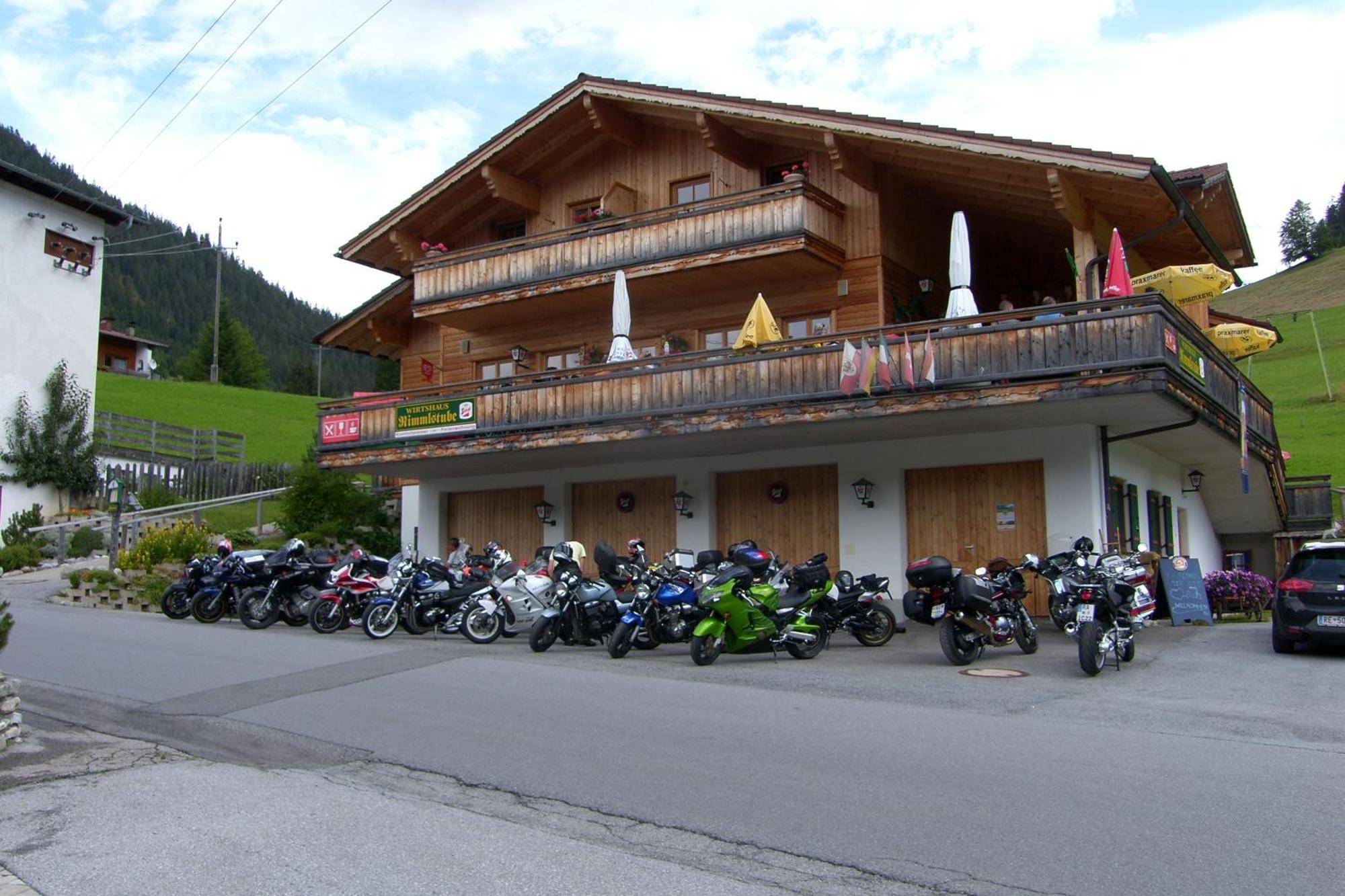 Rimmlhof & Rimmlstube Hotel Berwang Bagian luar foto