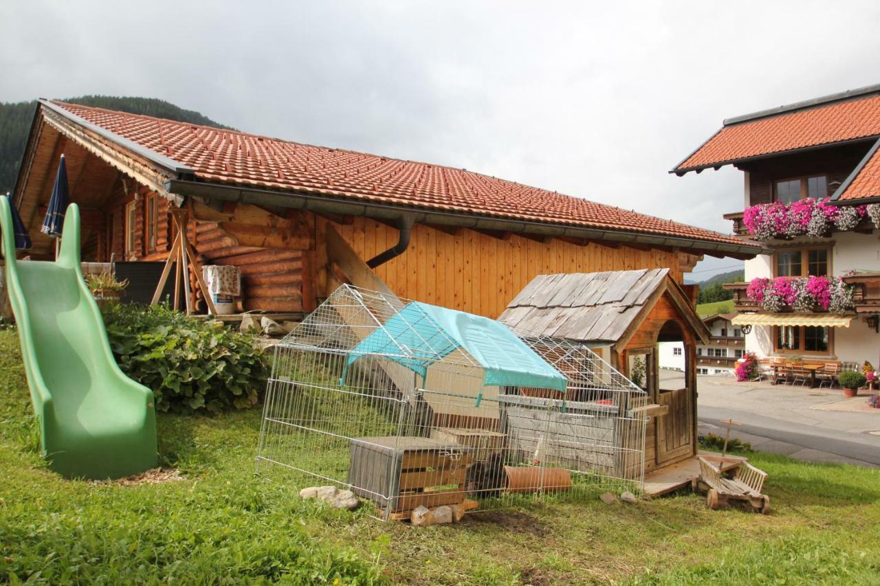 Rimmlhof & Rimmlstube Hotel Berwang Bagian luar foto