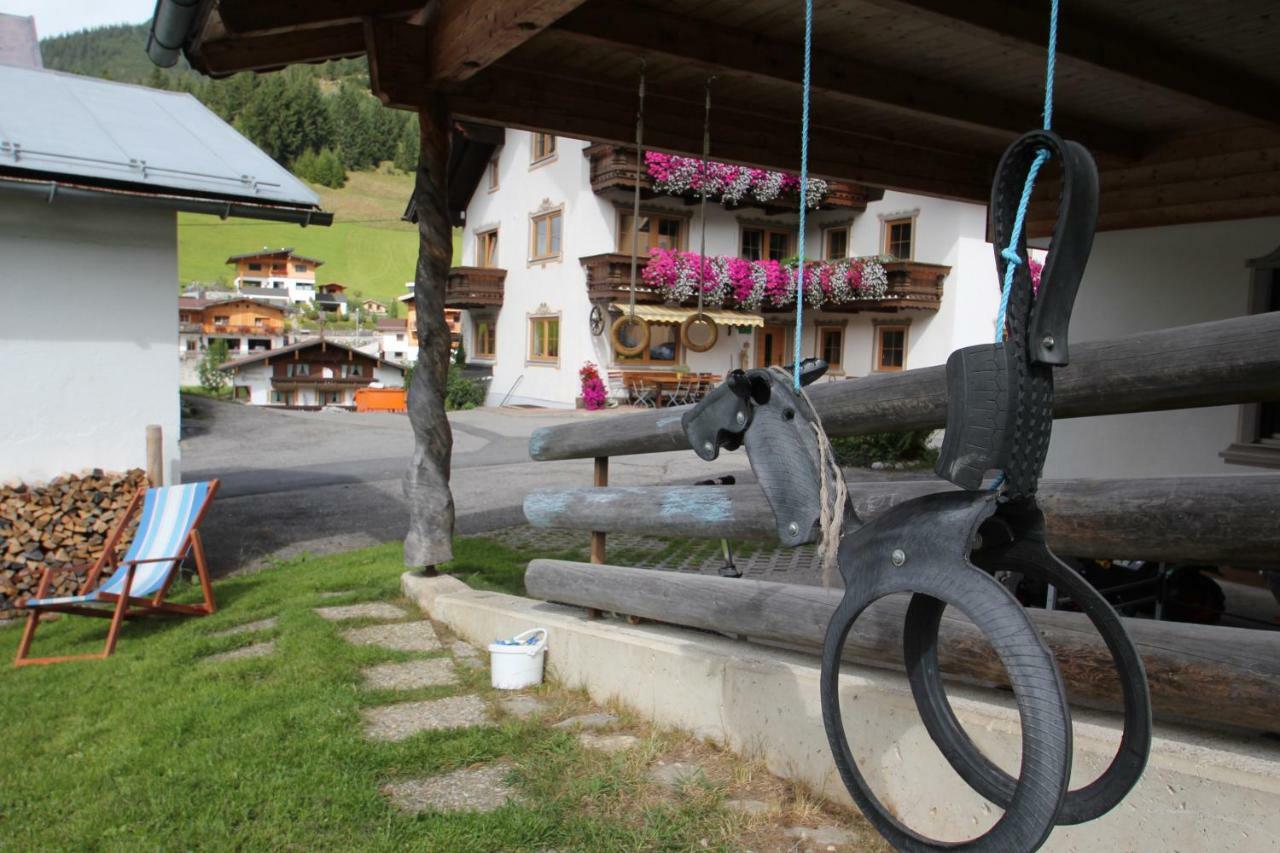 Rimmlhof & Rimmlstube Hotel Berwang Bagian luar foto