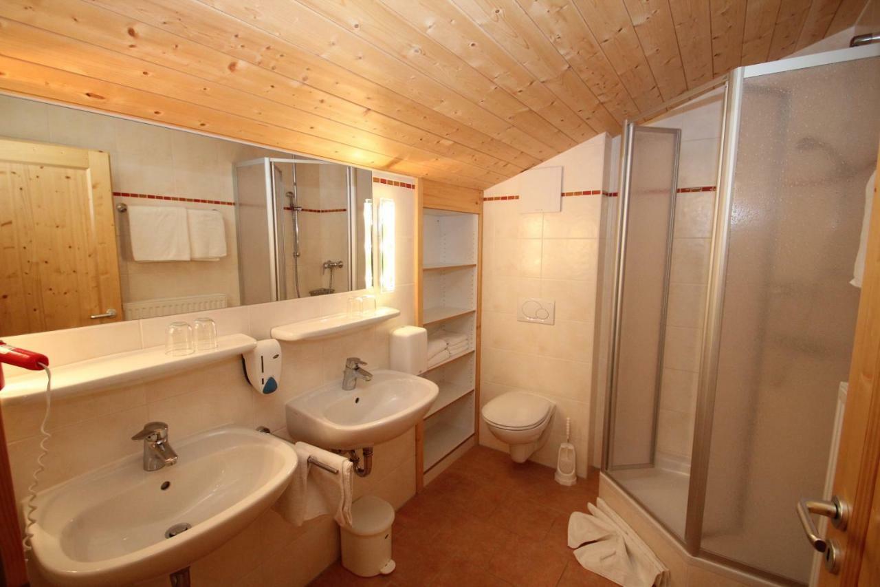 Rimmlhof & Rimmlstube Hotel Berwang Bagian luar foto