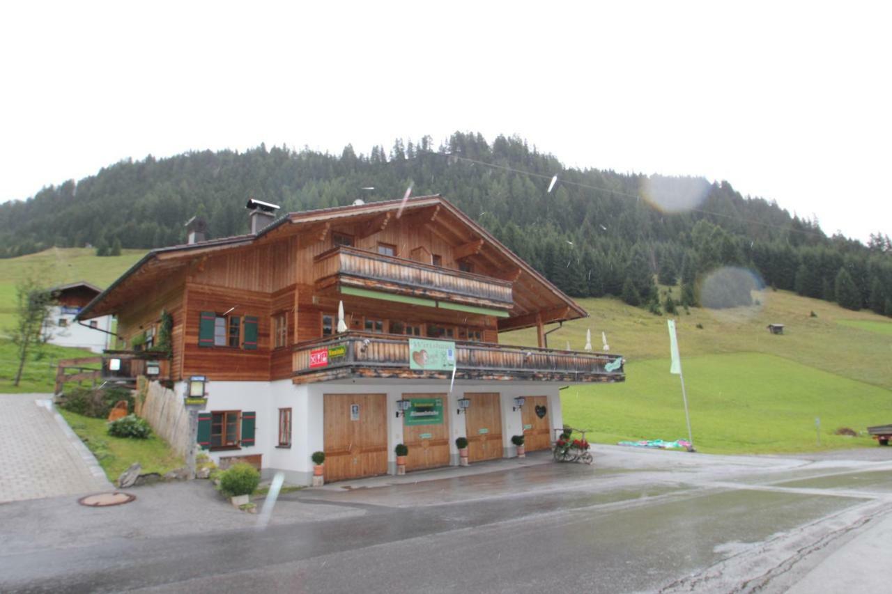 Rimmlhof & Rimmlstube Hotel Berwang Bagian luar foto